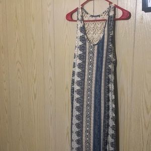 Long maxi dress, medium size blue, tan, white and gray color patterns.